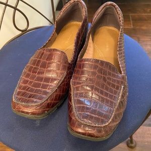Brown Croc loafer